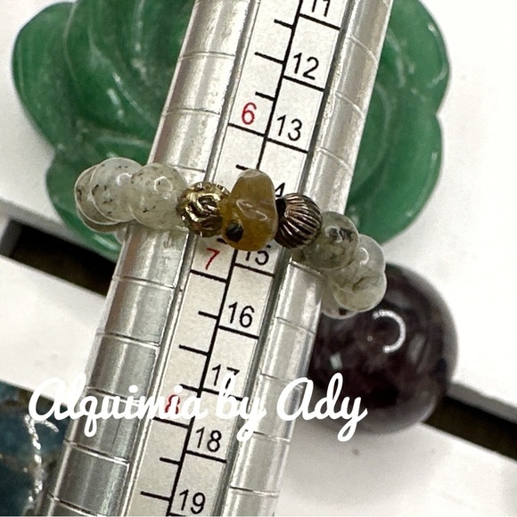 Goth vibes Labradorite beaded gem ring/handmade bohemian - Picture 3 of 6